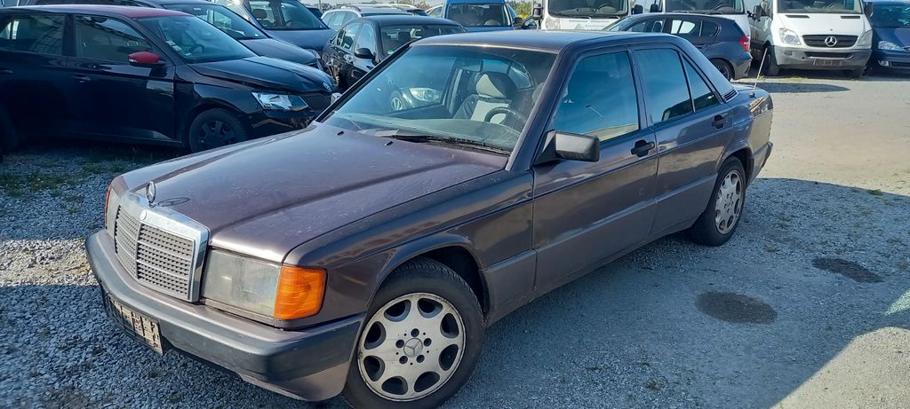 Mercedes-Benz 190 519.000 km 2.250 € Rottenburg 84056