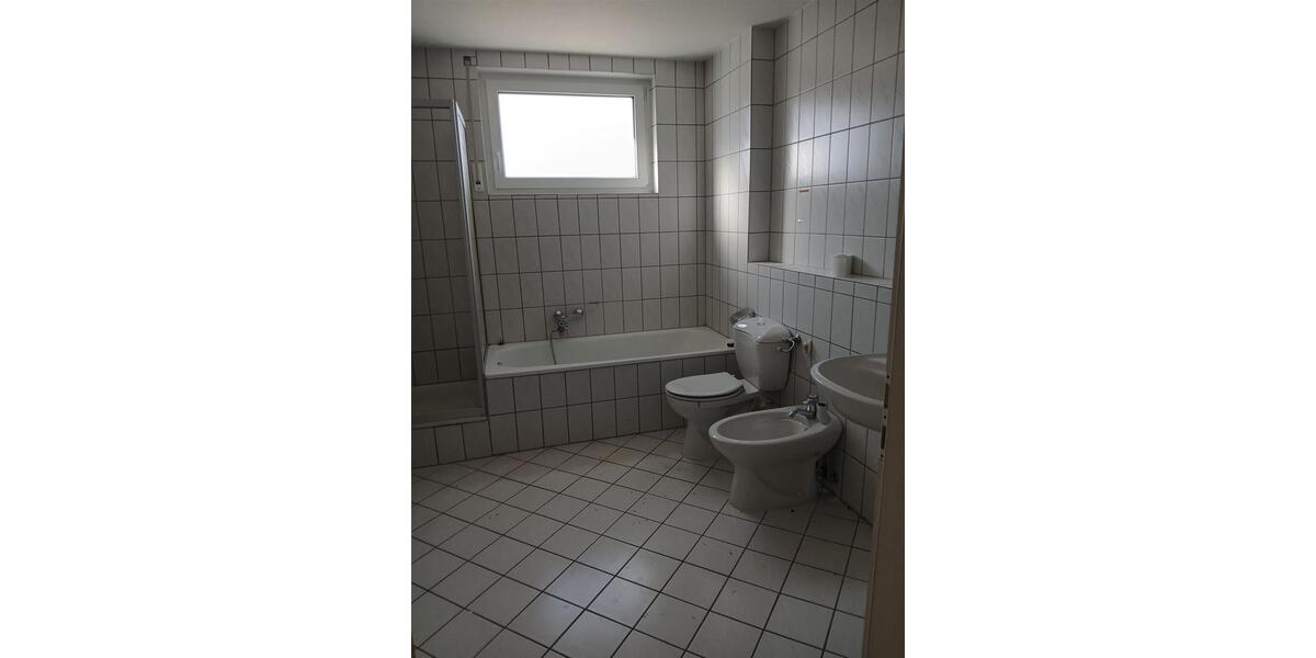 Etagenwohnung Homburg - 3 Zimmer, 102 m&sup2;, 950&euro; | Angebot:26425776