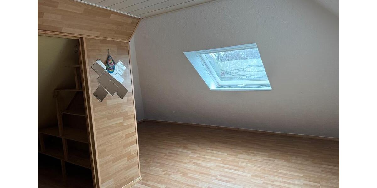 Dachgeschoßwohnung Upgant-Schott Schott - 1 Zimmer, 80 m&sup2;, 525&euro; | Angebot:24895786