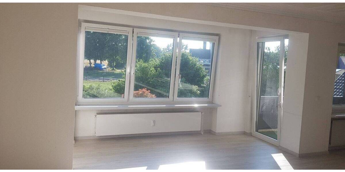 Mehrfamilienhaus, Wohnhaus Bremen Mahndorf - 5 Zimmer, 145 m&sup2;, 1.400&euro; | Angebot:26389888