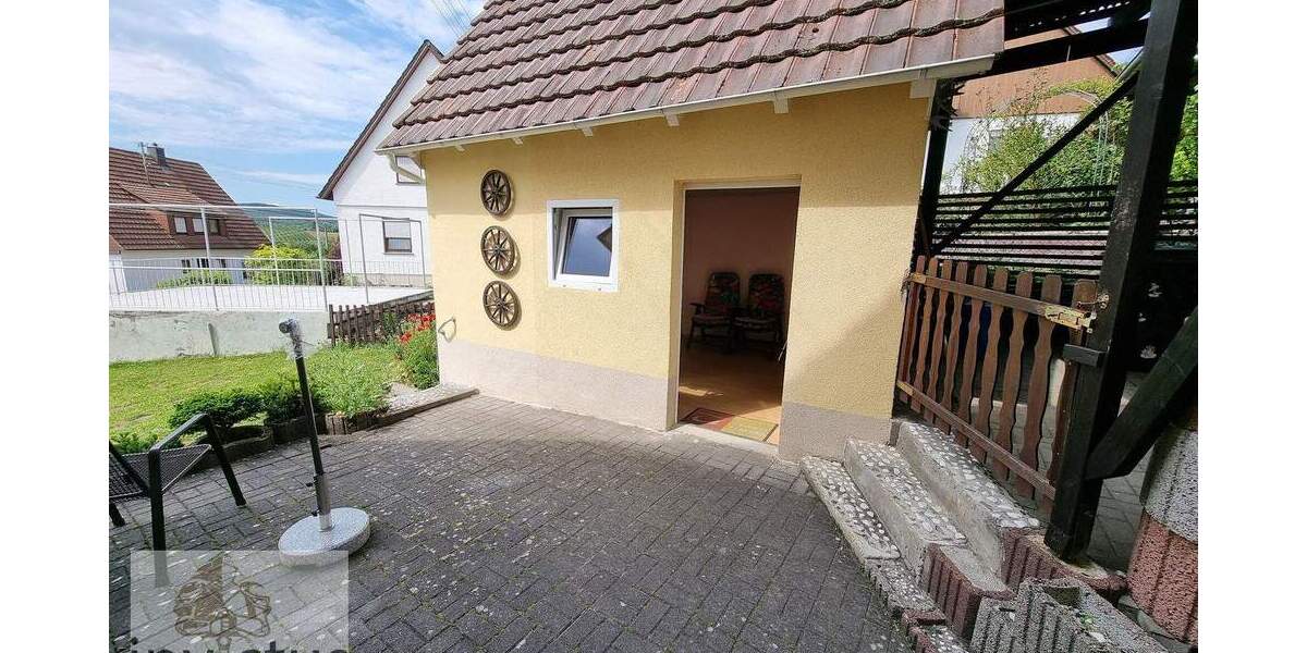 Mehrfamilienhaus, Wohnhaus Obersulm Willsbach - 7 Zimmer, 144 m&sup2;, 449.000&euro; | Angebot:25691749