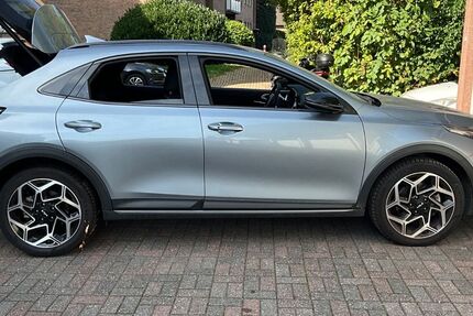 Kia XCeed 11.400 km 22.022 &euro; Krefeld 47807