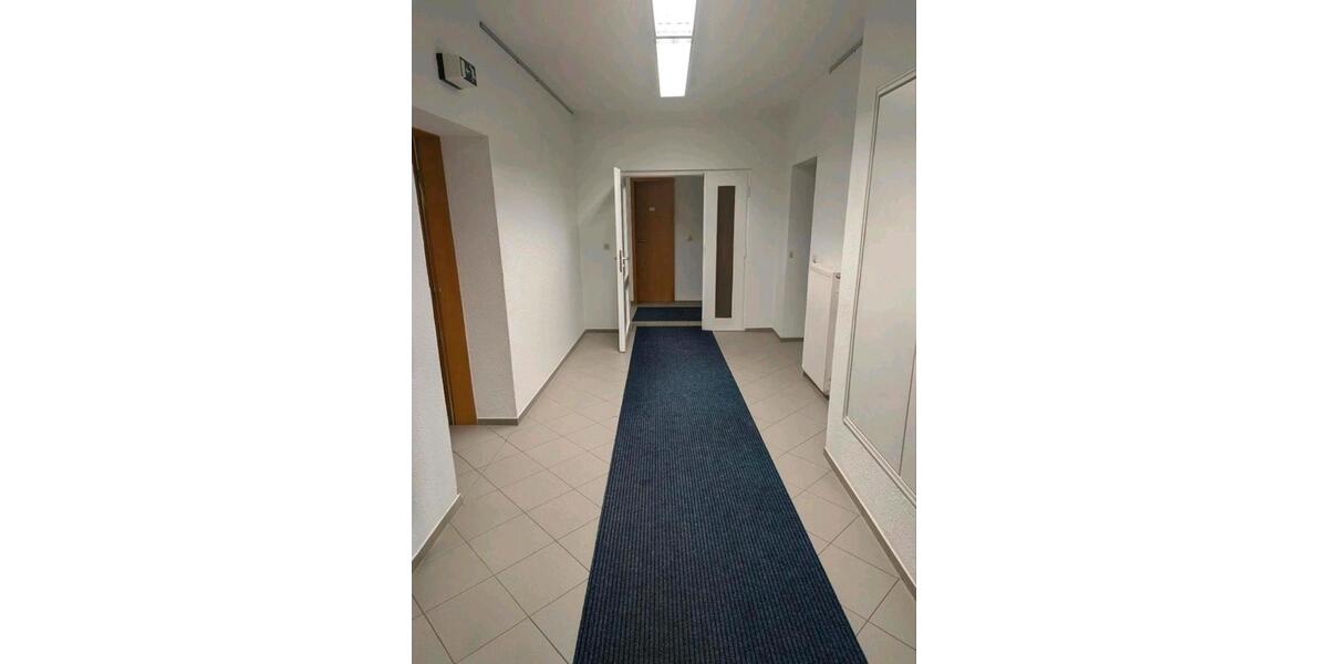 Etagenwohnung Friedrichroda - 7 Zimmer, 207 m&sup2;, 359.000&euro; | Angebot:25945910