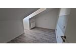 Etagenwohnung Glauchau - 4 Zimmer, 85 m&sup2;, 420&euro; | Angebot:26676975