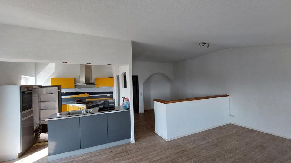 Maisonettenwohnung Radolfzell am Bodensee - 4.5 Zimmer, 172 m&sup2;, 1.400&euro; | Angebot:26310136