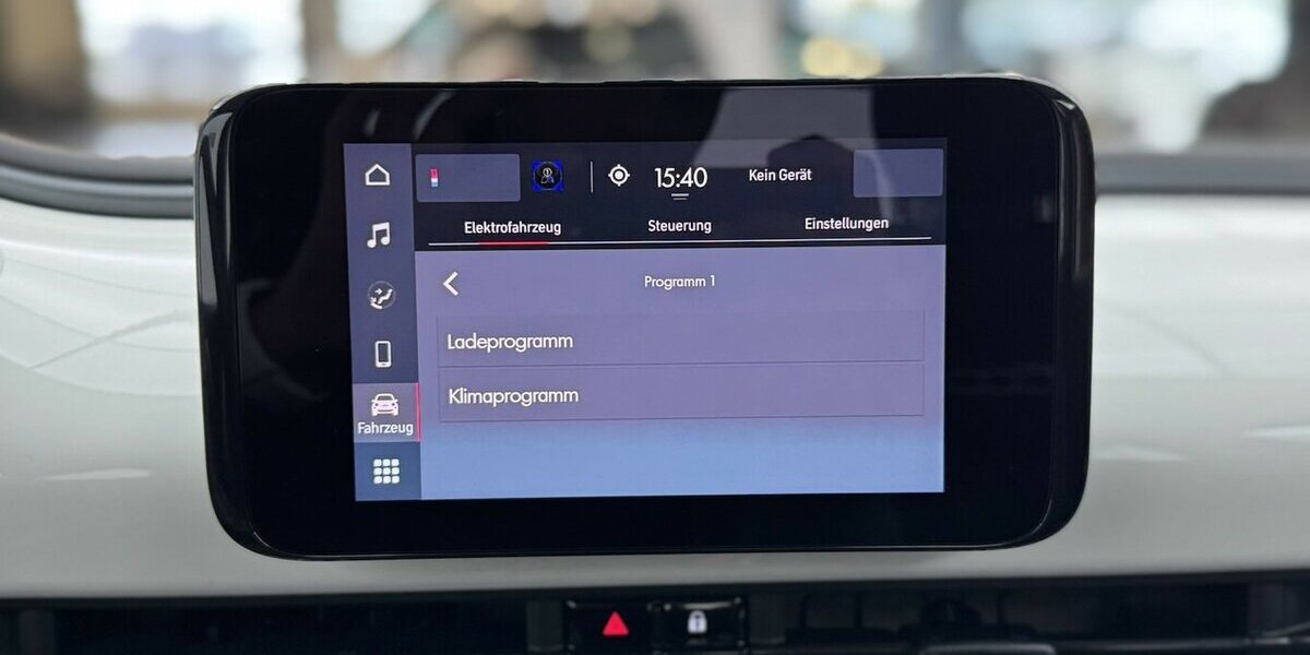 Fiat 500e Action Carplay Android Automatik 1.Hand 26.891 km 13.120 &euro; Lich 35423