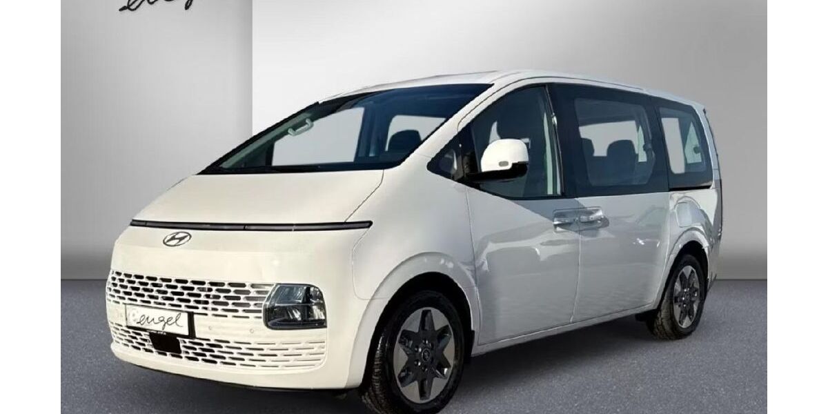 Hyundai STARIA 4.900 km 46.489 &euro; Wunsiedel 95632