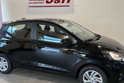 Hyundai i10 8.000 km 14.450 &euro; Halberstadt 38820