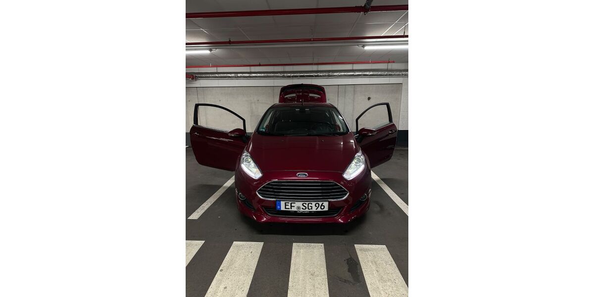 Ford Fiesta 44.300 km 9.400 &euro; Regensburg 93051