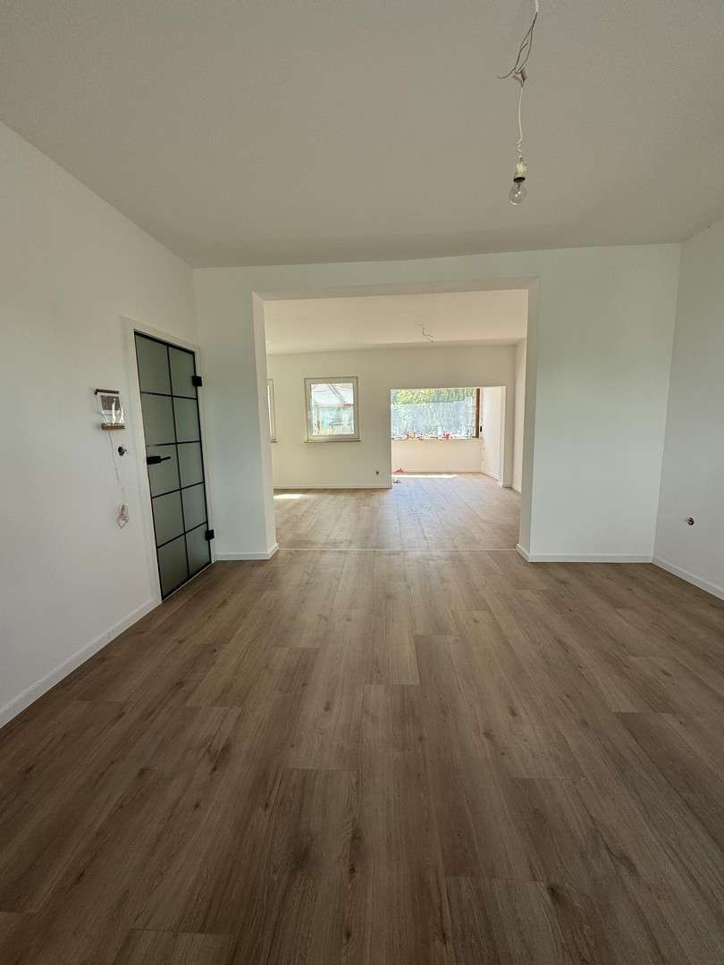 Haus zum Mieten in Koblenz 2.200 € 150 m² 5.5 zimmer