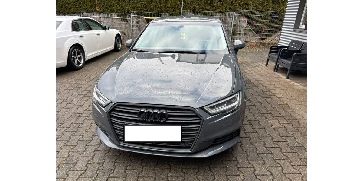 Audi A3 165.000 km 12.900 &euro; PFULLINGEN 72793