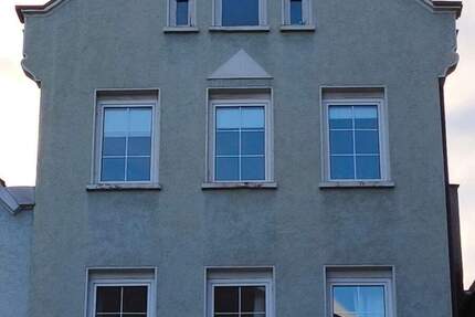 Zwei Wohnungen zu einem Preis 5 zimmer