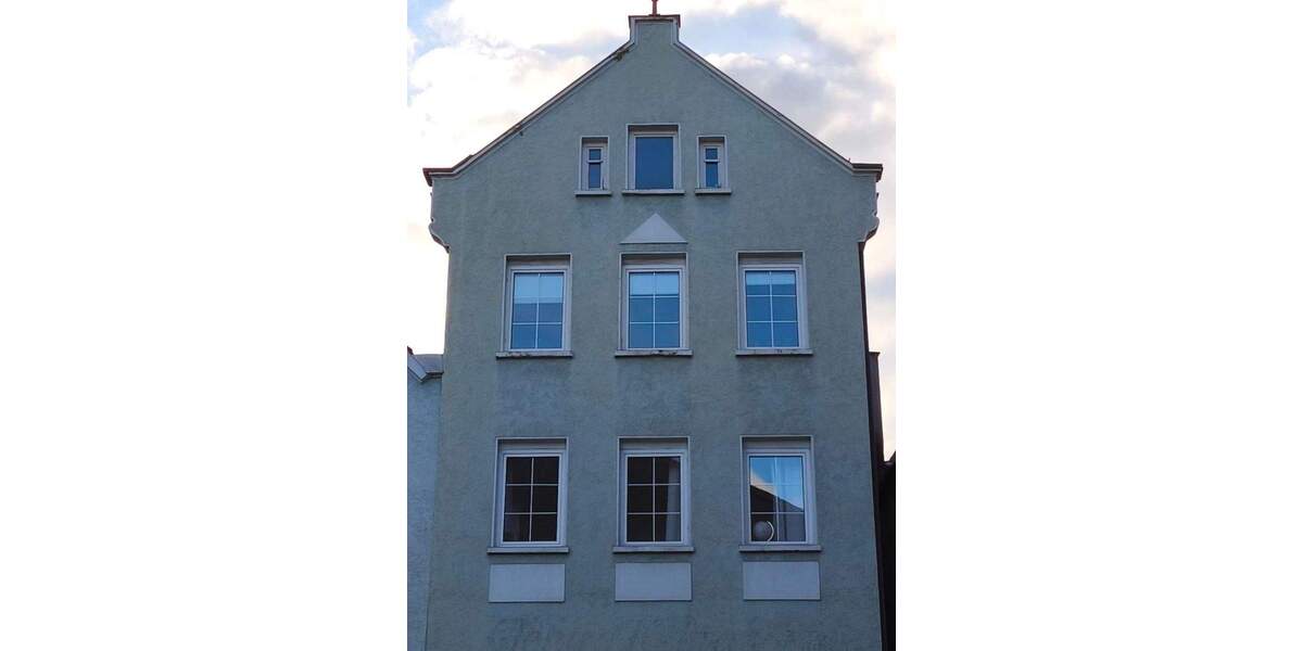 Zwei Wohnungen zu einem Preis 5 zimmer