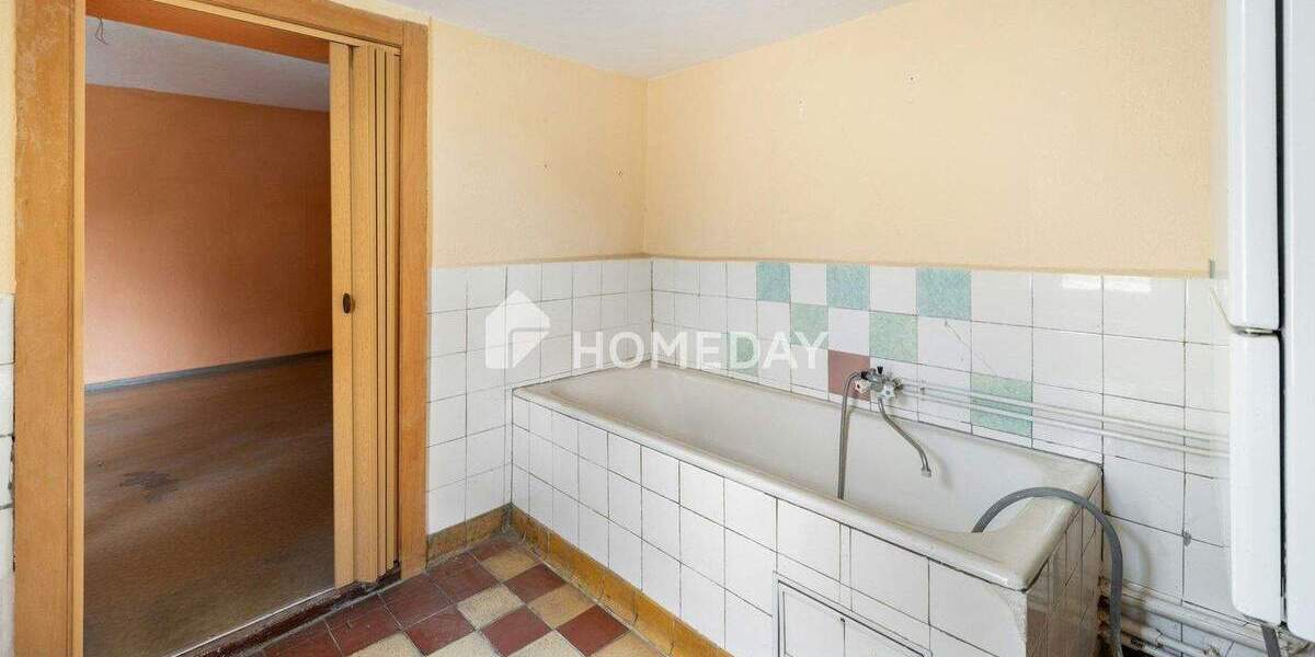 Reihenmittelhaus Zörbig - 3 Zimmer, 89 m&sup2;, 60.000&euro; | Angebot:25732702