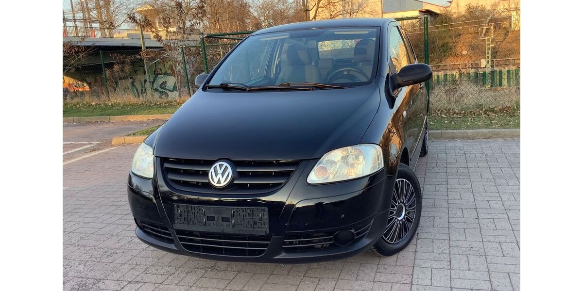 VW Fox 146.000 km 2.790 &euro; Berlin 12247