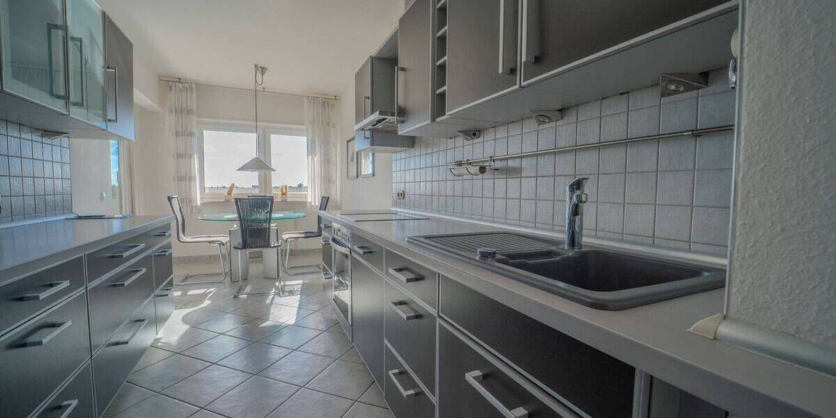 Etagenwohnung Karlsruhe Neureut - 4 Zimmer, 120 m&sup2;, 420.000&euro; | Angebot:26053464