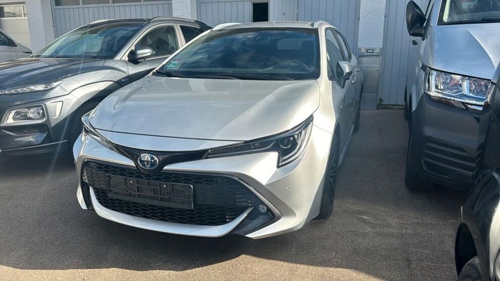 Toyota Corolla 42.398 km 17.300 € Hamminkeln 46499