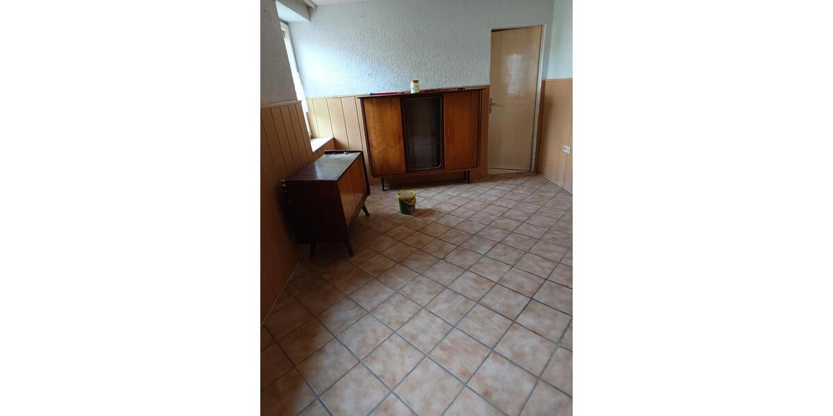 Einfamilienhaus Idar-Oberstein Oberstein - 7 Zimmer, 151 m&sup2;, 130.000&euro; | Angebot:26818568