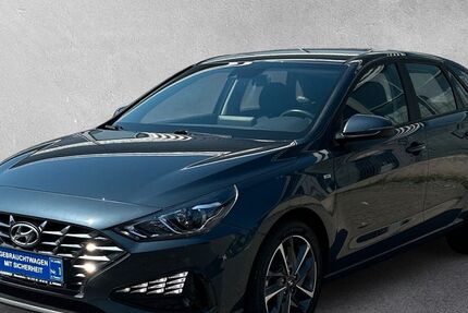 Hyundai i30 34.300 km 19.960 &euro; Rüsselsheim 65428