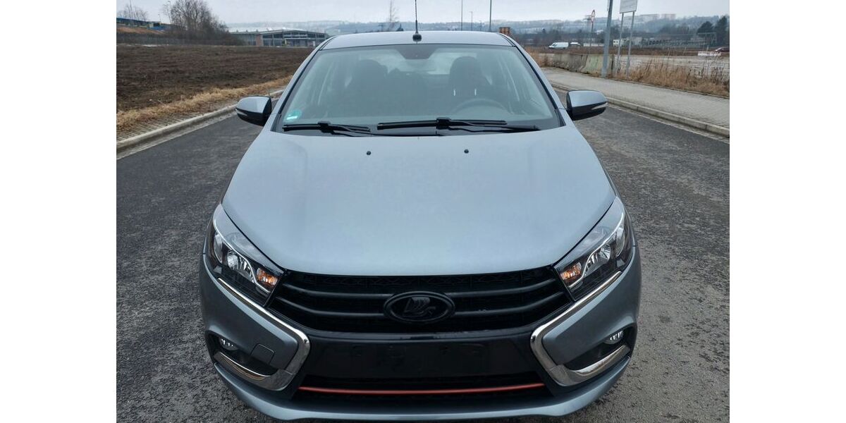 Lada Vesta 36.622 km 9.500 &euro; Chemnitz 09126