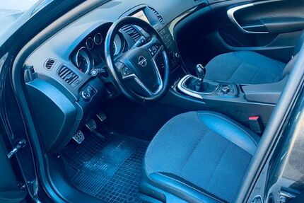 Opel Insignia 273.000 km 3.800 € Idar Oberstein 55743