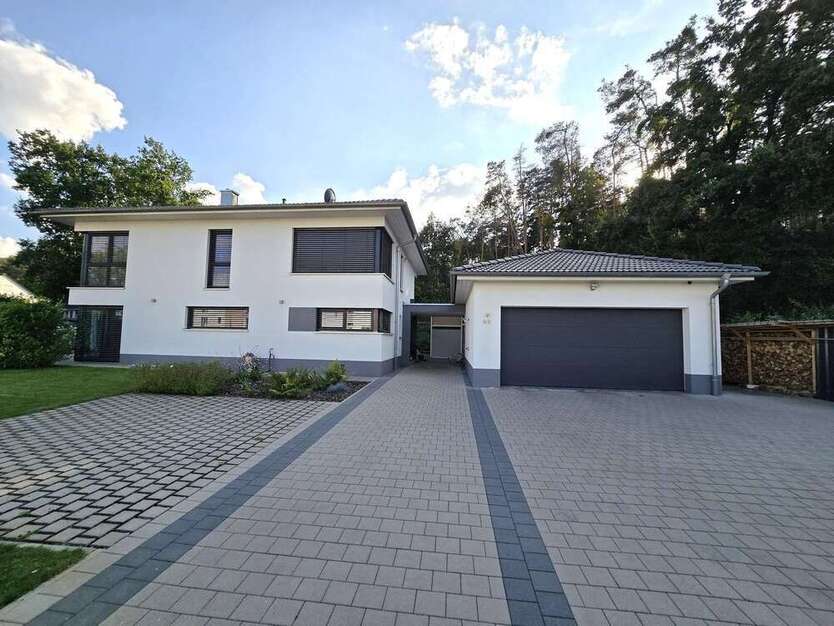 Haus zum Kaufen in Schwabach 1.540.000 € 252 m²
