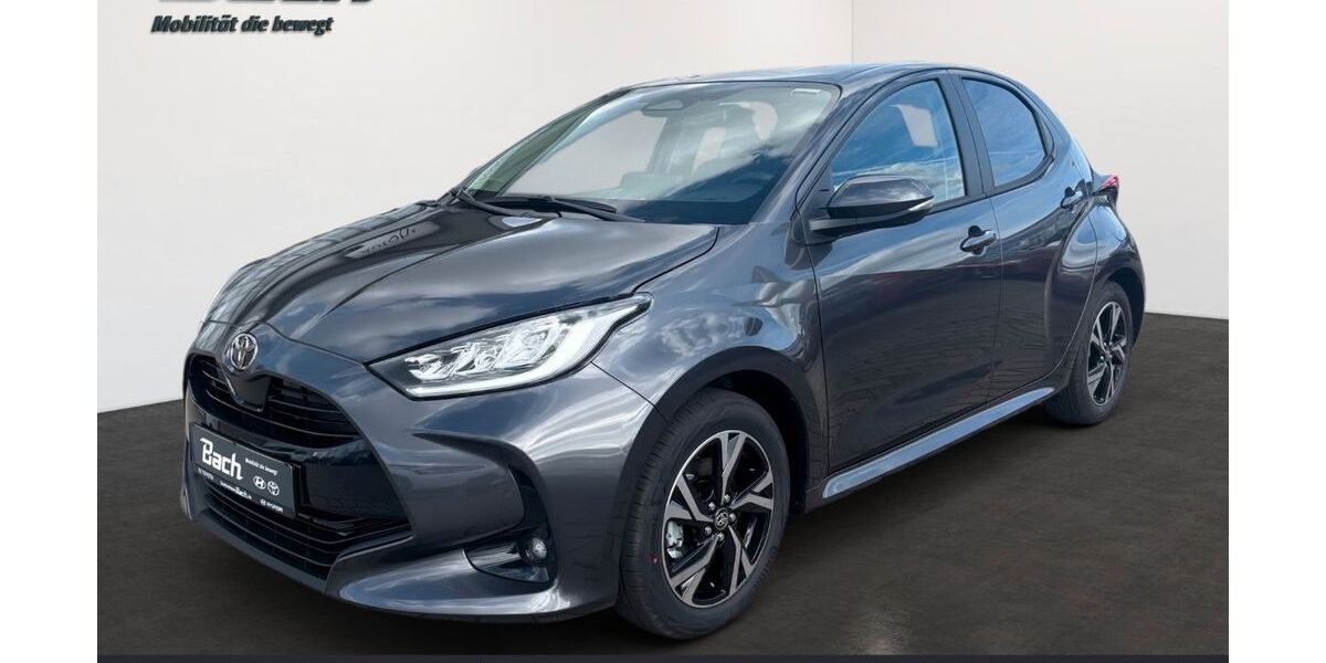 Toyota Yaris 2.500 km 26.610 &euro; Friedrichshafen 88046