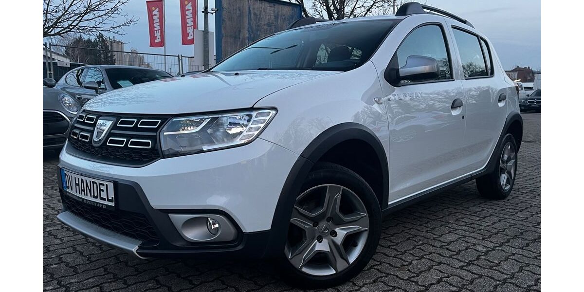 Dacia Sandero 45.000 km 8.999 &euro; Forst 76694