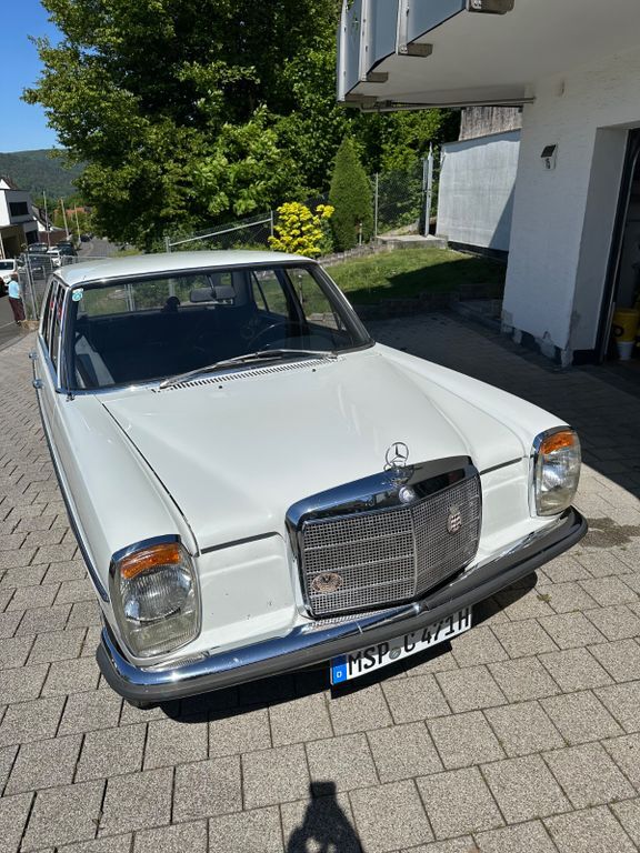 220