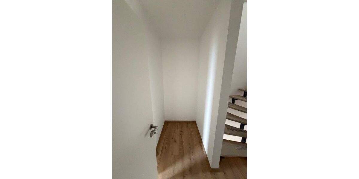 Doppelhaushälfte Biblis - 4 Zimmer, 116 m&sup2;, 1.624&euro; | Angebot:24971689