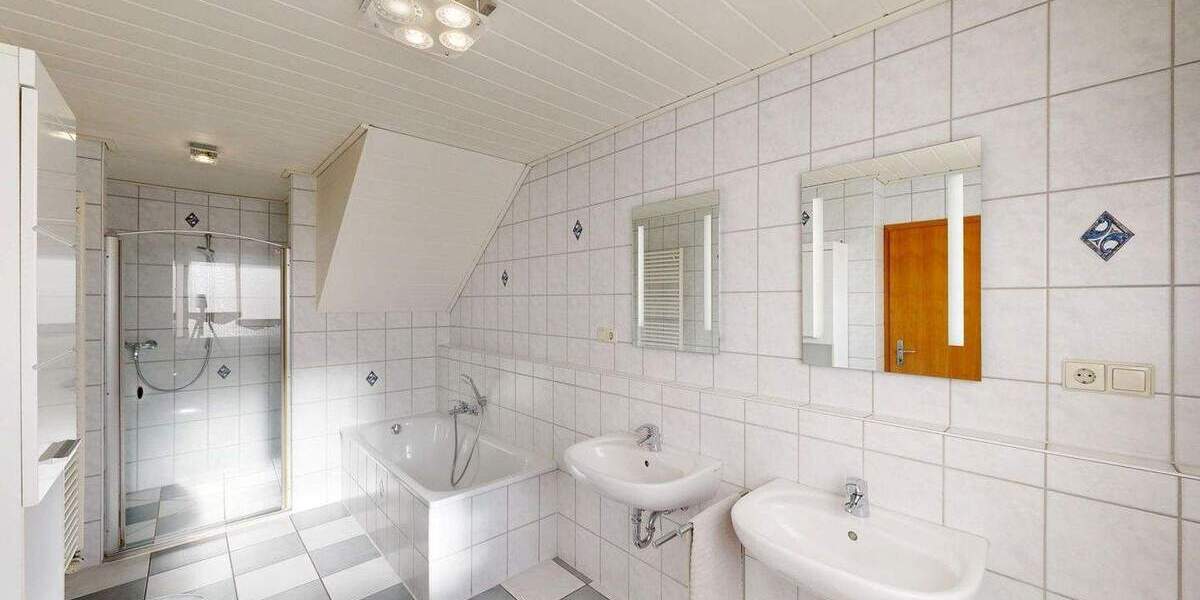 Etagenwohnung Hamm Bockum-Hövel - 5 Zimmer, 109 m&sup2;, 189.000&euro; | Angebot:24823708