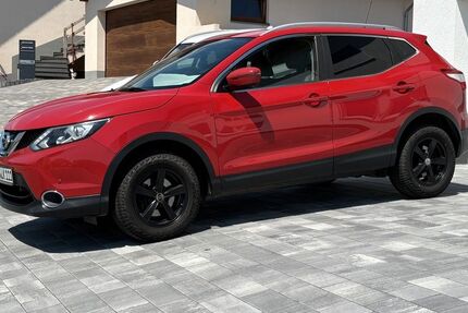 Nissan Qashqai 114.000 km 12.500 &euro; Buch 56357