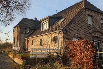 Haus mit Garten und Pool zimmer