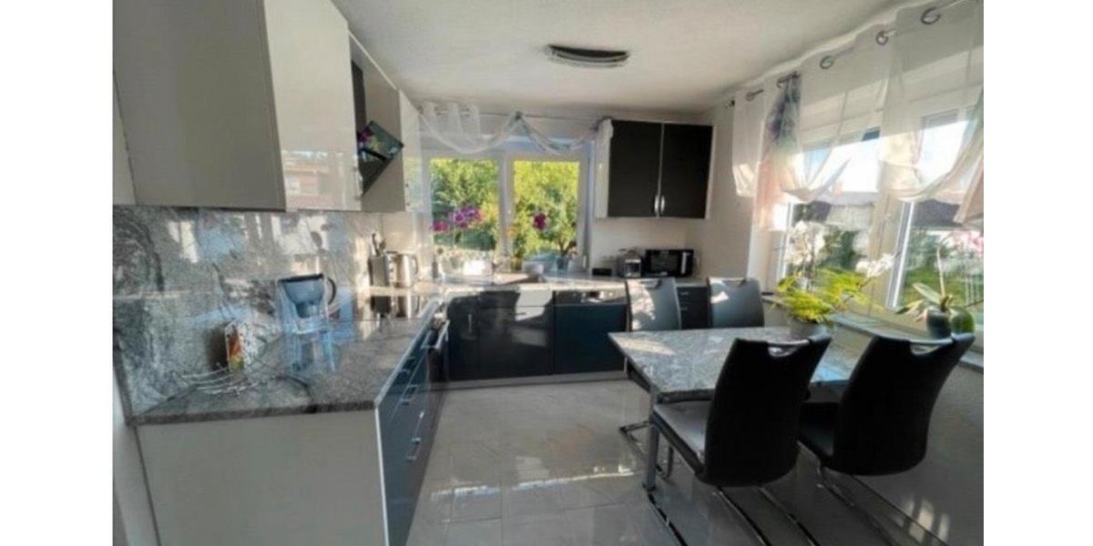 Einfamilienhaus Lahr (Schwarzwald) - 5 Zimmer, 90 m&sup2;, 1.260&euro; | Angebot:25055484