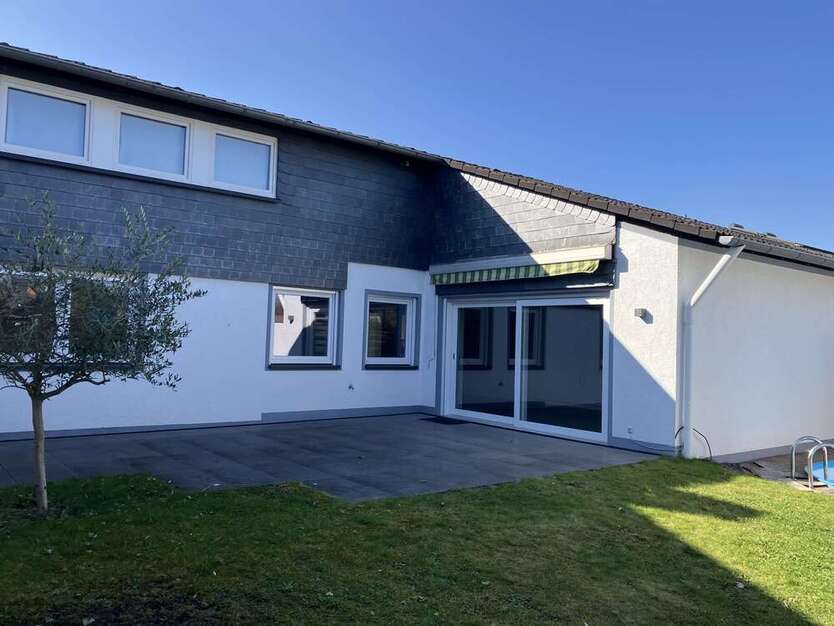 Haus zum Mieten in Wesseling 1.850 € 134 m²