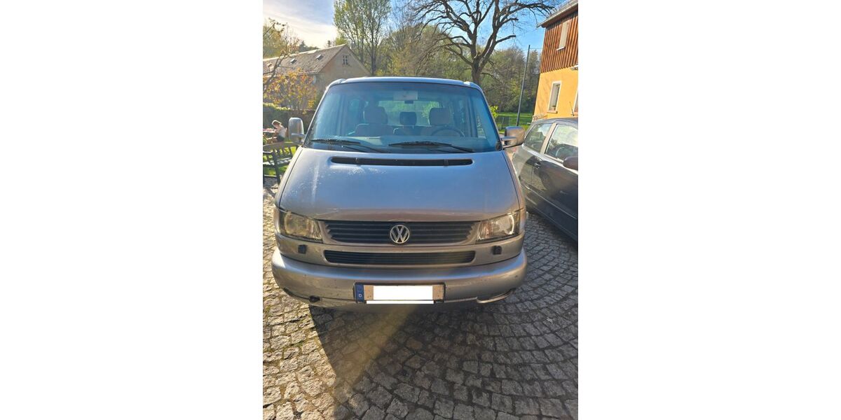 VW T4 Caravelle 410.582 km 10.000 &euro; Oelsnitz 08606