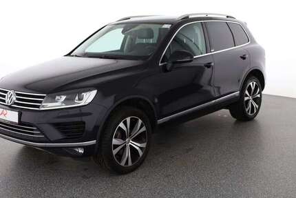 VW Touareg 93.680 km 24.440 &euro; Schönefeld 12529
