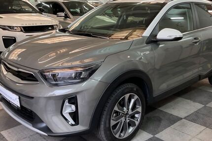 Kia Stonic 27.170 km 17.999 € Hamburg 22087