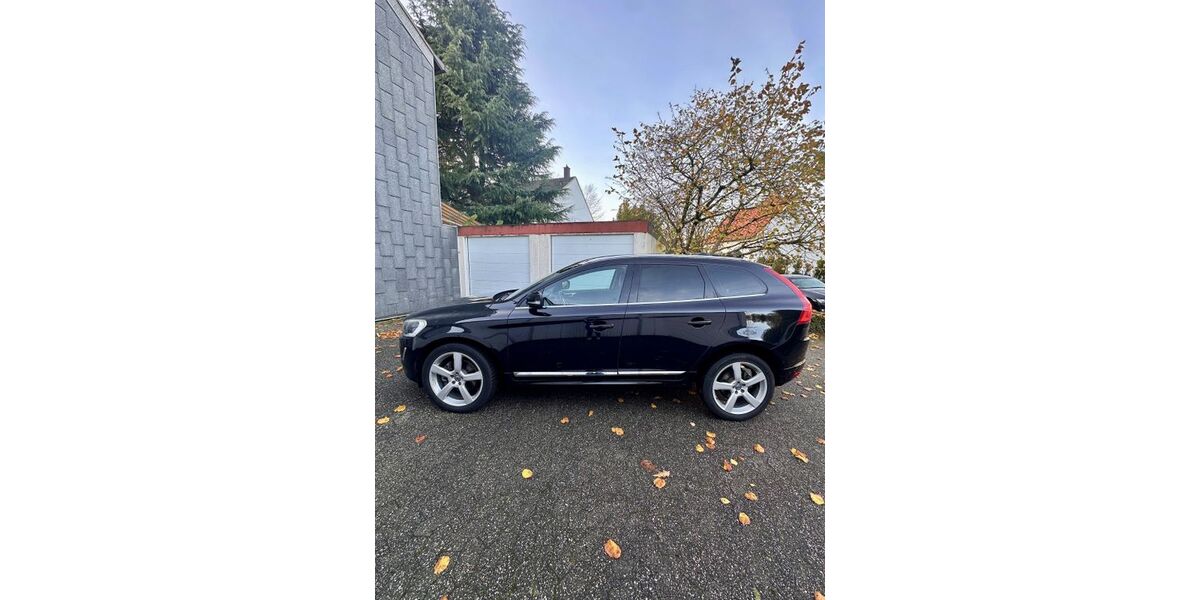 Volvo XC60 117.401 km 17.900 &euro; Bochum 44795