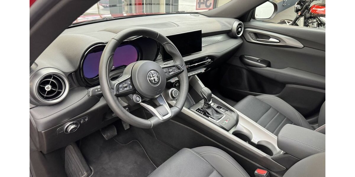 Alfa Romeo Tonale 1.6 VGT-D Sprint ACC LED Car Play 12.999 km 23.900 &euro; Lich 35423