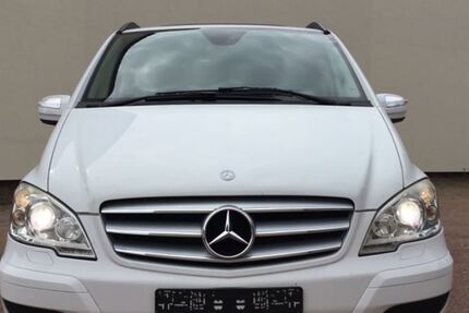 Mercedes-Benz Viano 285.500 km 11.000 € Köthen 06366