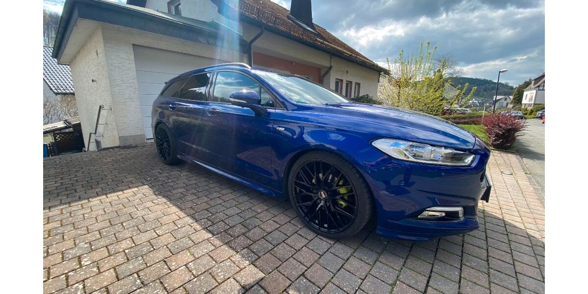 Ford Mondeo 81.000 km 17.200 &euro; Olsberg 59939