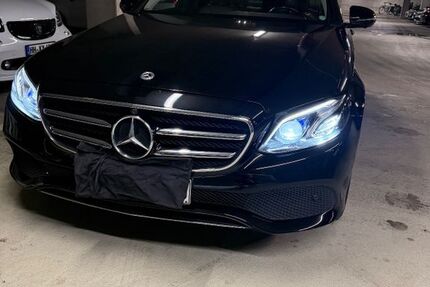 Mercedes-Benz E 220 172.360 km 21.250 &euro; Hamburg 22305