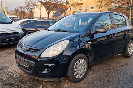 Hyundai i20 99.715 km 1.800 &euro; Fürstenfeldbruck 82256
