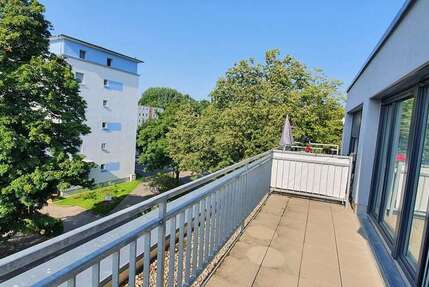 Wohnung zum Mieten in Augsburg 490 € 23 m²