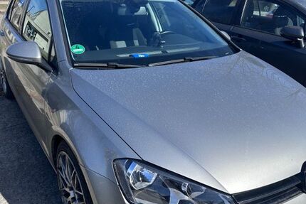 VW Golf 101.500 km 9.850 &euro; Berlin 12687