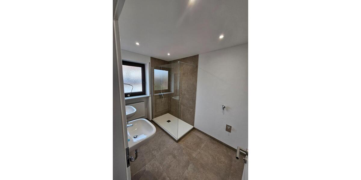 Etagenwohnung Cham - 4 Zimmer, 110 m&sup2;, 260.000&euro; | Angebot:26625681