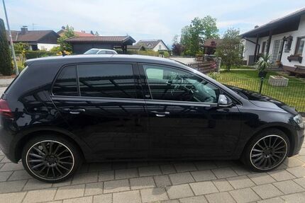 VW Golf 95.554 km 14.499 &euro; Tiefenbach 94113