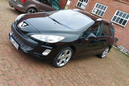 Peugeot 308 180.000 km 2.500 € Oldenburg 26123