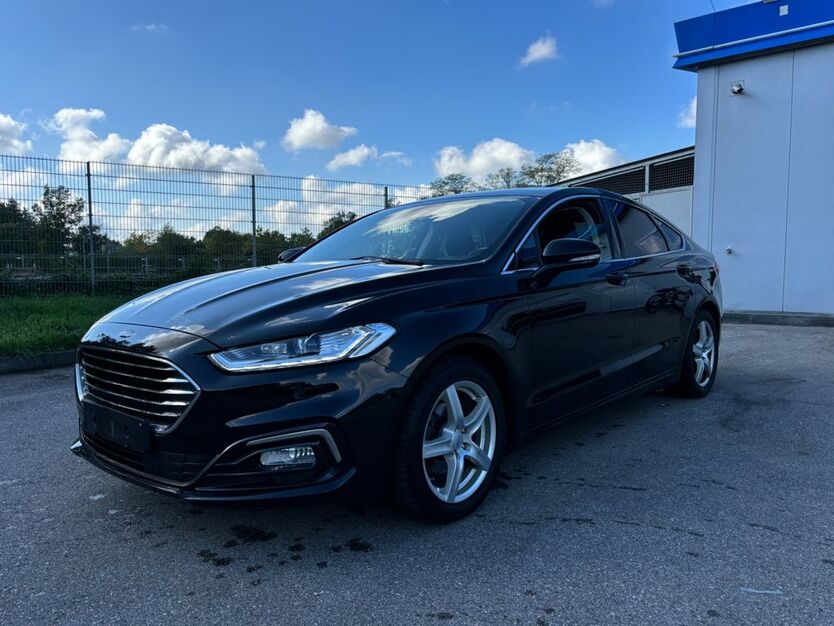 Ford Mondeo 168.743 km 10.450 € München 81737